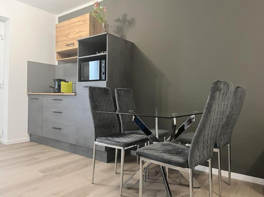Staywell For 4 In The City I Parking I Wifi I Netflix Paderborn Extérieur photo